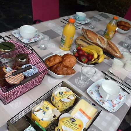 Domaine La Tuilerie Bed & Breakfast *