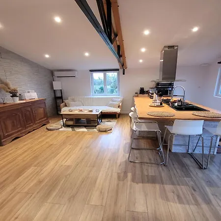 Domaine La Tuilerie Bed & Breakfast *