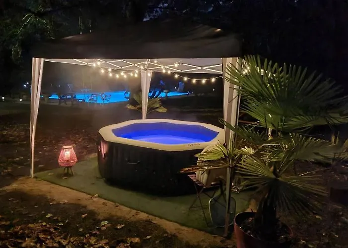 Domaine La Tuilerie Alojamento de Acomodação e Pequeno-almoço *