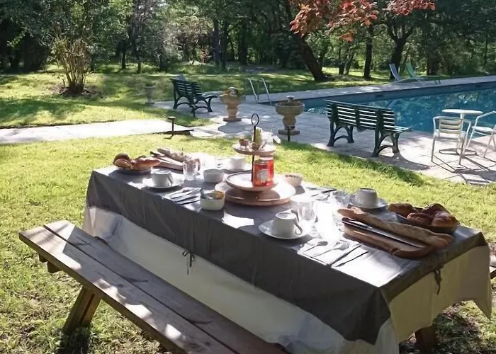 Domaine La Tuilerie Frühstückspension
